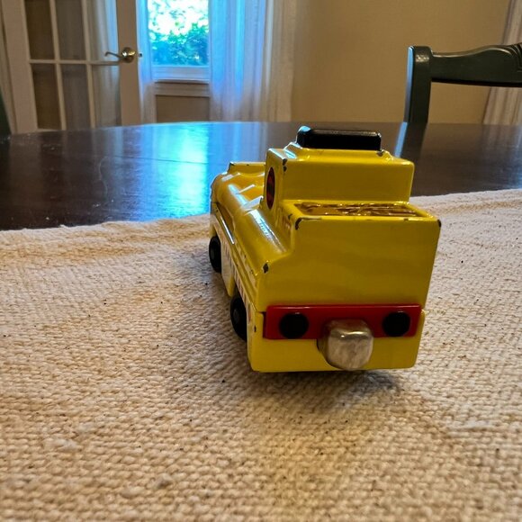 Thomas & Friends Take Along Railway Sodor Orange Grove Car - Picture 2 of 6